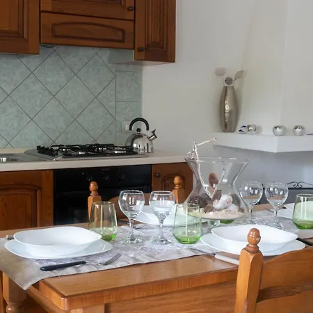 Residenza San Pietro - Budoni Sweet 펜션 *